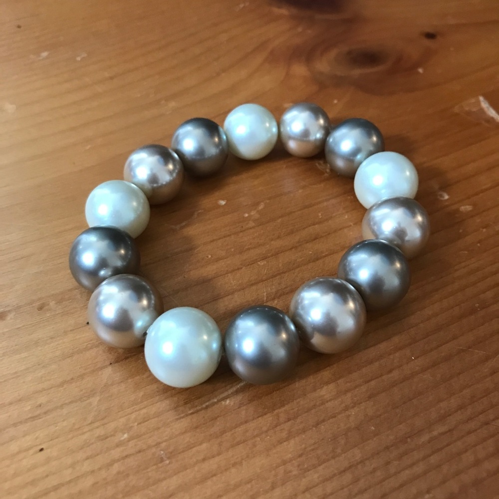 Chunky Pearled Bead Bracelet